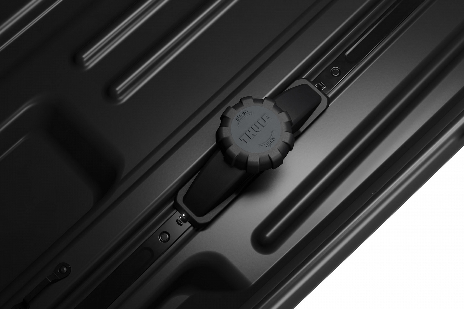 Автобокс на крышу Thule Force XT M, чёрный матовый